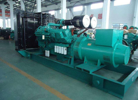 宁蒗800kw康明斯柴油发电机组图片 宁蒗800kw康明斯柴油发电机组图片